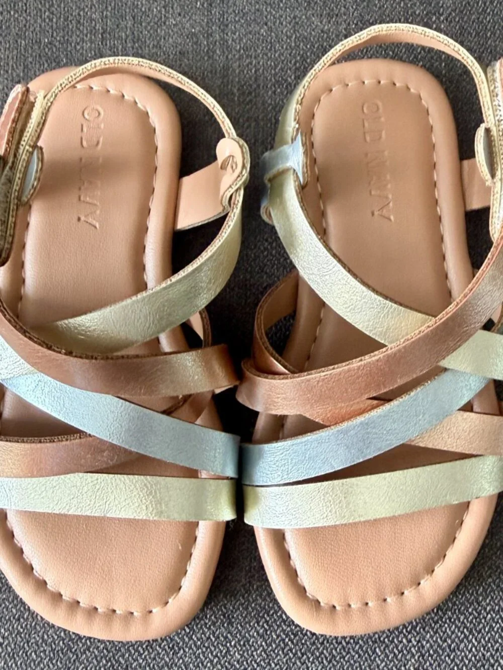 Old Navy Metallic Strappy Sandals Toddler Size 7